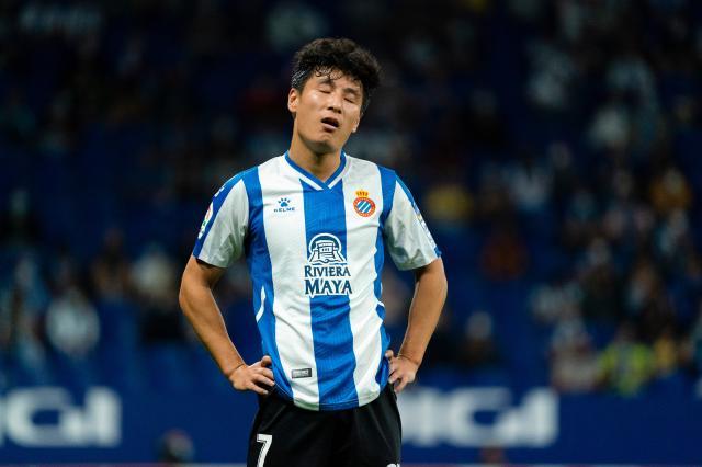 360直播-武磊被孤立？媒评：射门能力不足 遭队友忽视不意外