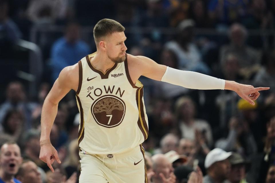 NBA直播-波神28+8勇士连续4季横扫奇才 桑托斯27分波杰姆斯基22+10+7